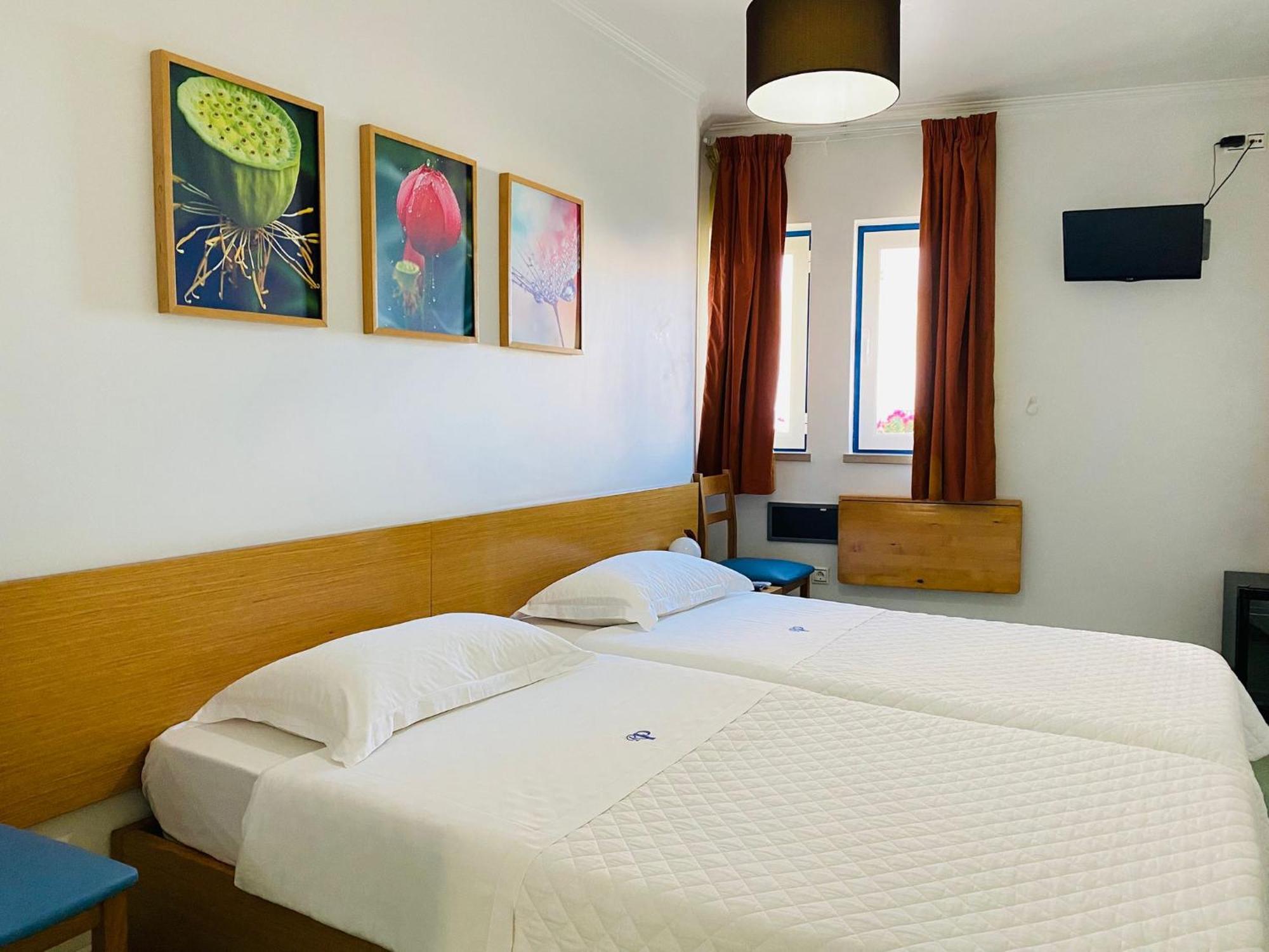 Weaa Hotel Nazare Ngoại thất bức ảnh