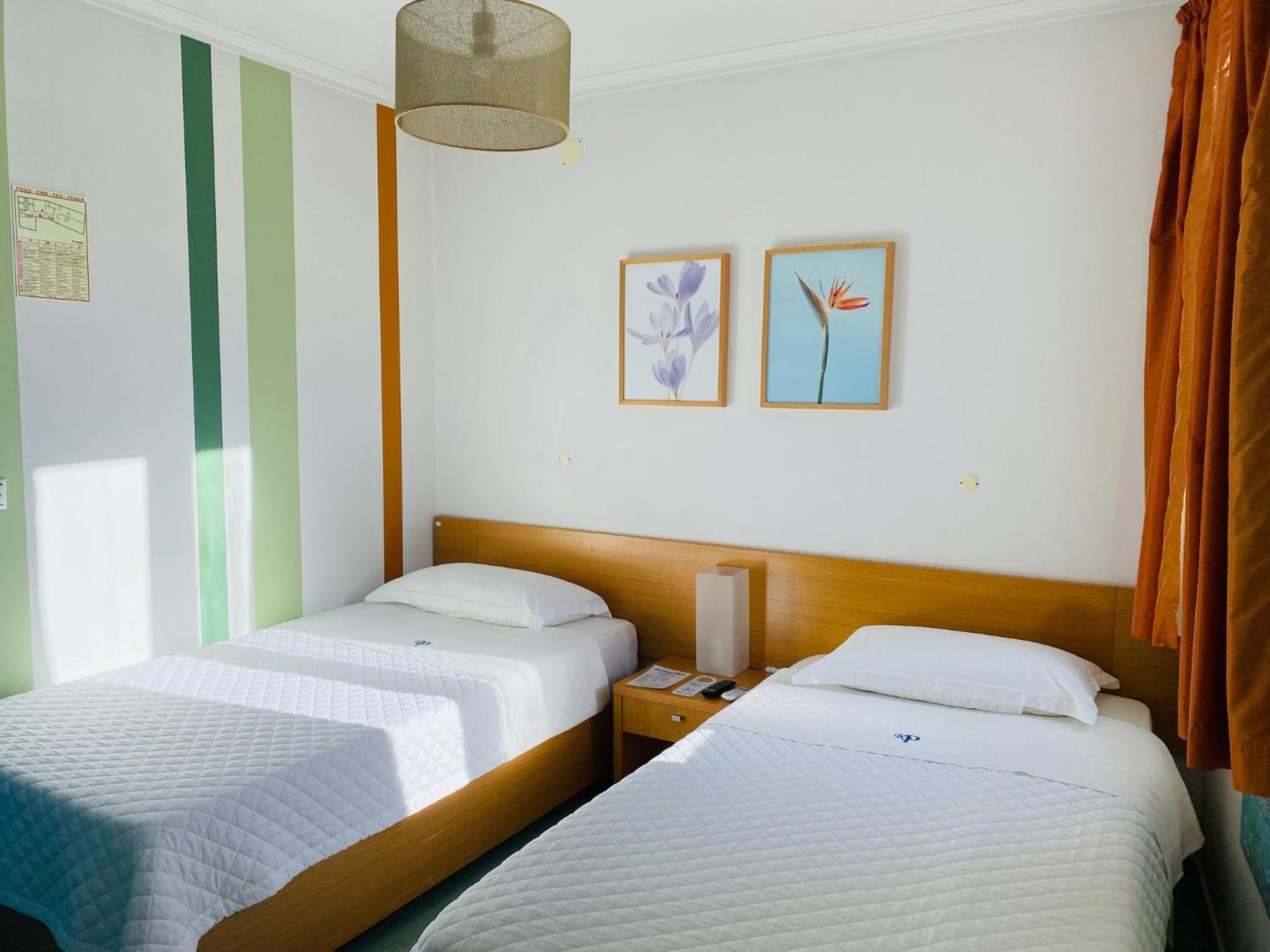 Weaa Hotel Nazare Ngoại thất bức ảnh